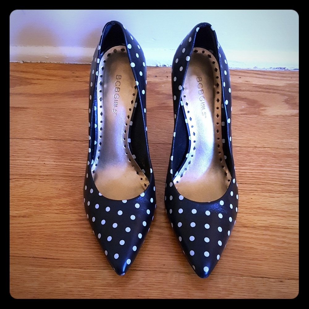 BCBG black and whote polka dot pumps - RARE